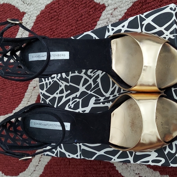 DVF Stilettos - Picture 5 of 8